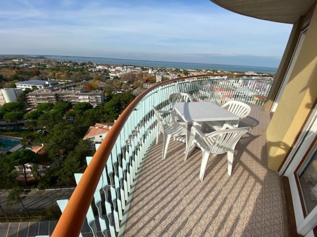 Cond Torre Apartment Lignano Sabbiadoro Bagian luar foto
